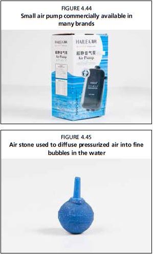 Air stone used to diffuse pressurized air into fine bubbles in the water 