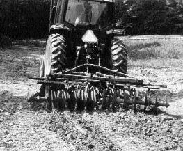 The bottoms of ponds can be tilled with a disc harrow (USA)